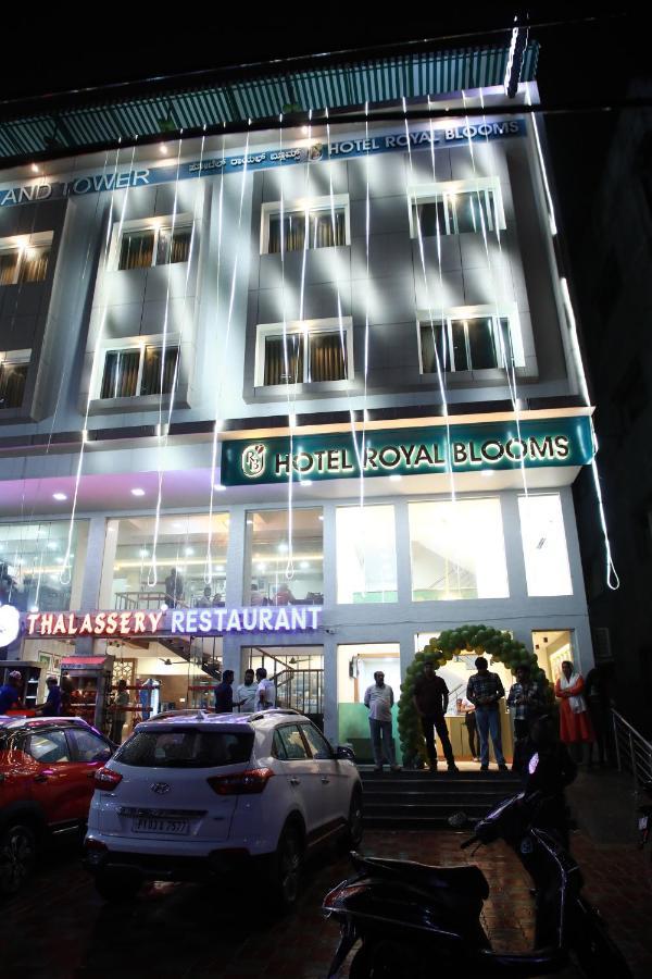 Hotel Royal Blooms بنغالور المظهر الخارجي الصورة